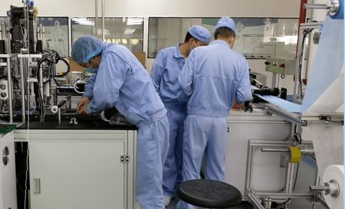 先进集体风采 工投集团云植药业医用防护用品应急生产项目组