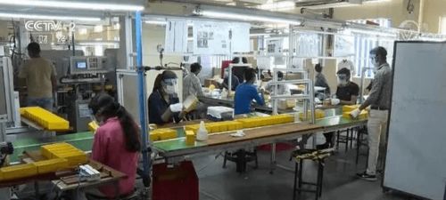 疫情下的残酷撤单潮 服装业断崖式下滑，生化产业意外受伤